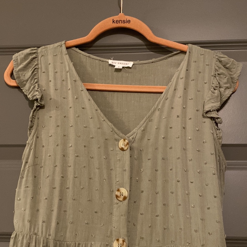 Short, olive green summer dress with buttons - Picture 4 of 4